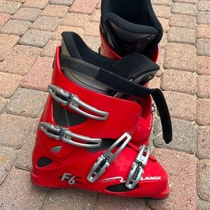 Ski boots and bag 🎿
